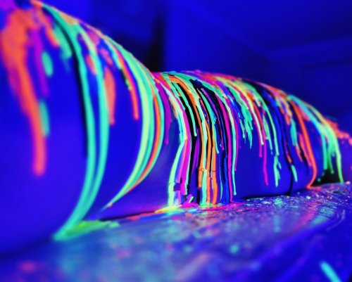 UV Yellow 180gr Tin
